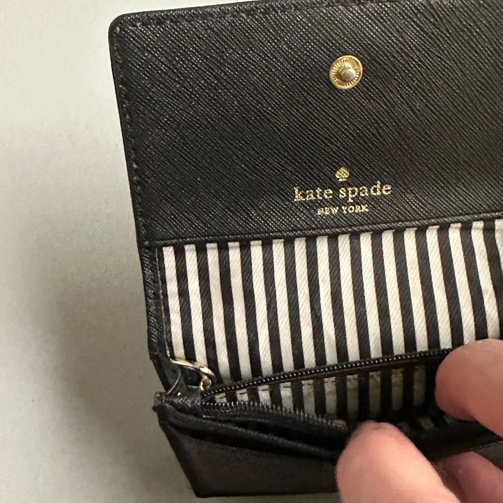 Authentic Kate Spade Wallet - Picture 7 of 13